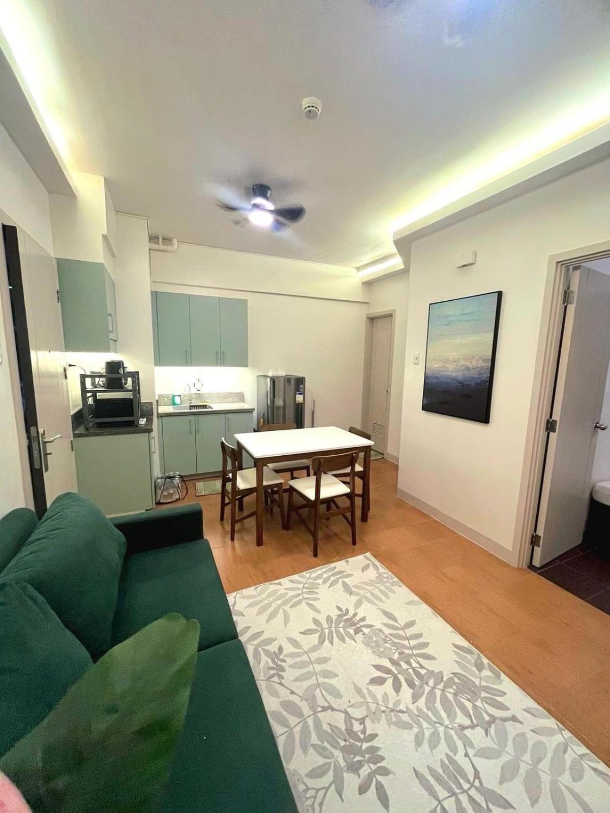 マンダルヨン・シティ Pioneer Woodlands Bed & Breakfast エクステリア 写真